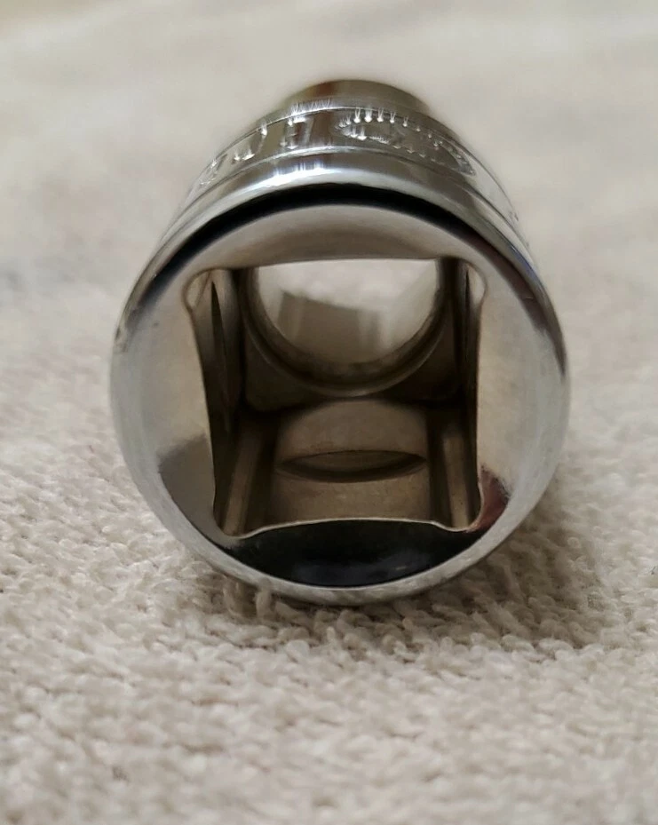 Great Neck Sk32 1/2" x 1/2" Drive, 6 Point Socket Standard, Lot of 2 - Image 4 of 4