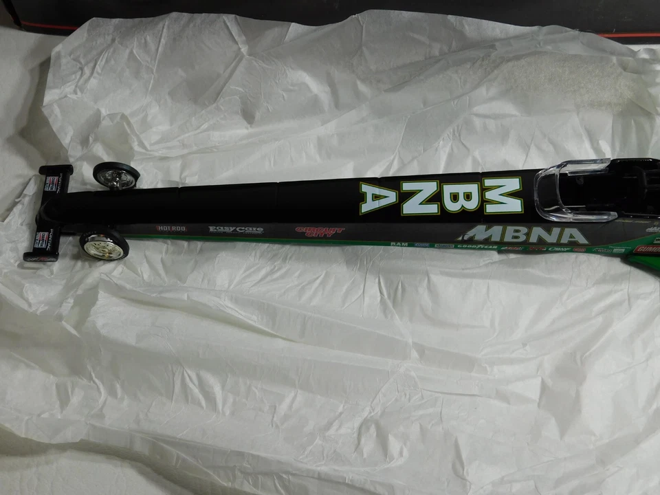 Mac Tools MBNA Cory McClenathan Top Fuel Dragster 1:24 - Nuevo Foto 3 de 4