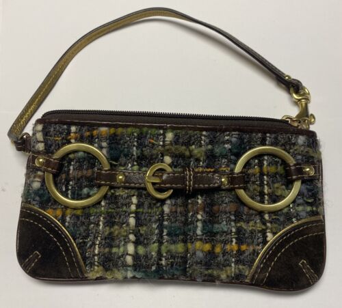 Authentic Coach chocolate brown and olive green tweed wristlet - Picture 1 of 10