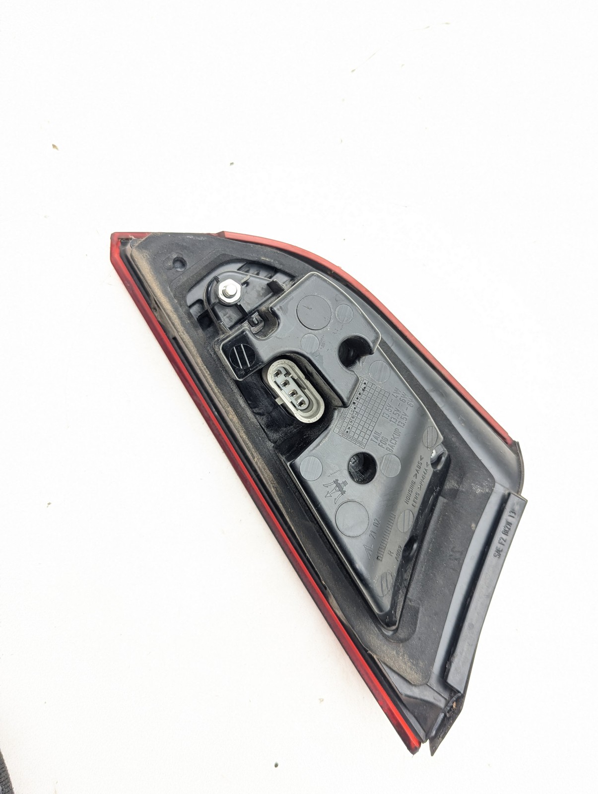 14-20 Maserati Quattroporte SQ4 M156 Right Side Inner Tail Light Lamp