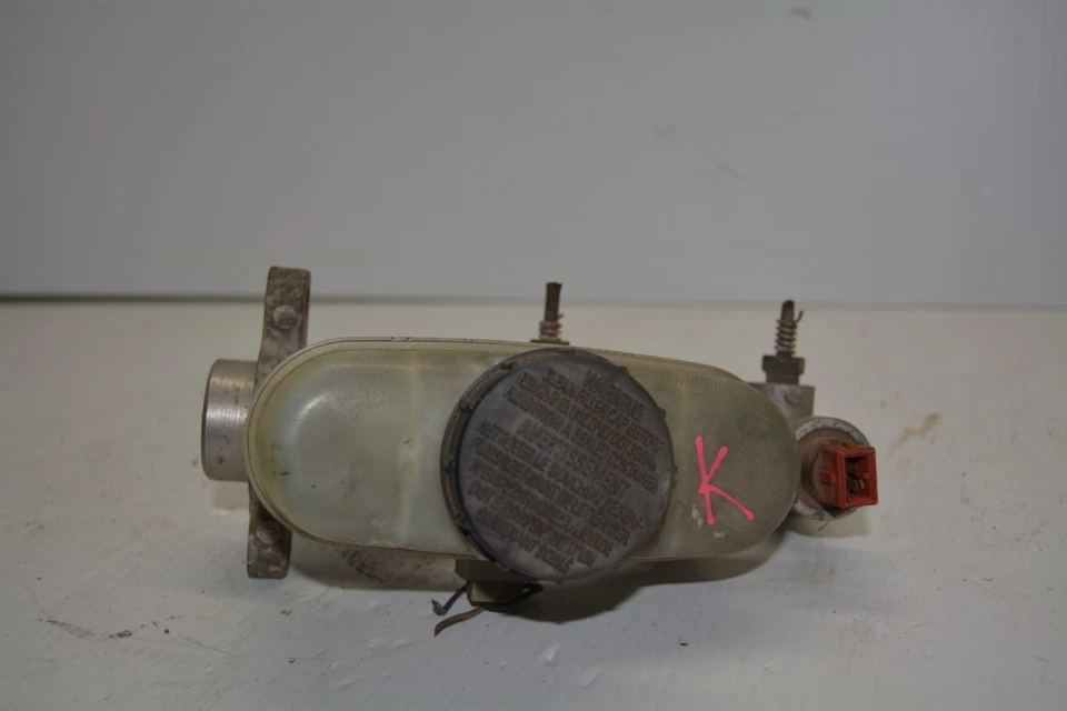 Ford Explorer 1995-1997 cilindro maestro de freno con control de crucero OEM, 541-00989 Foto 2 de 4