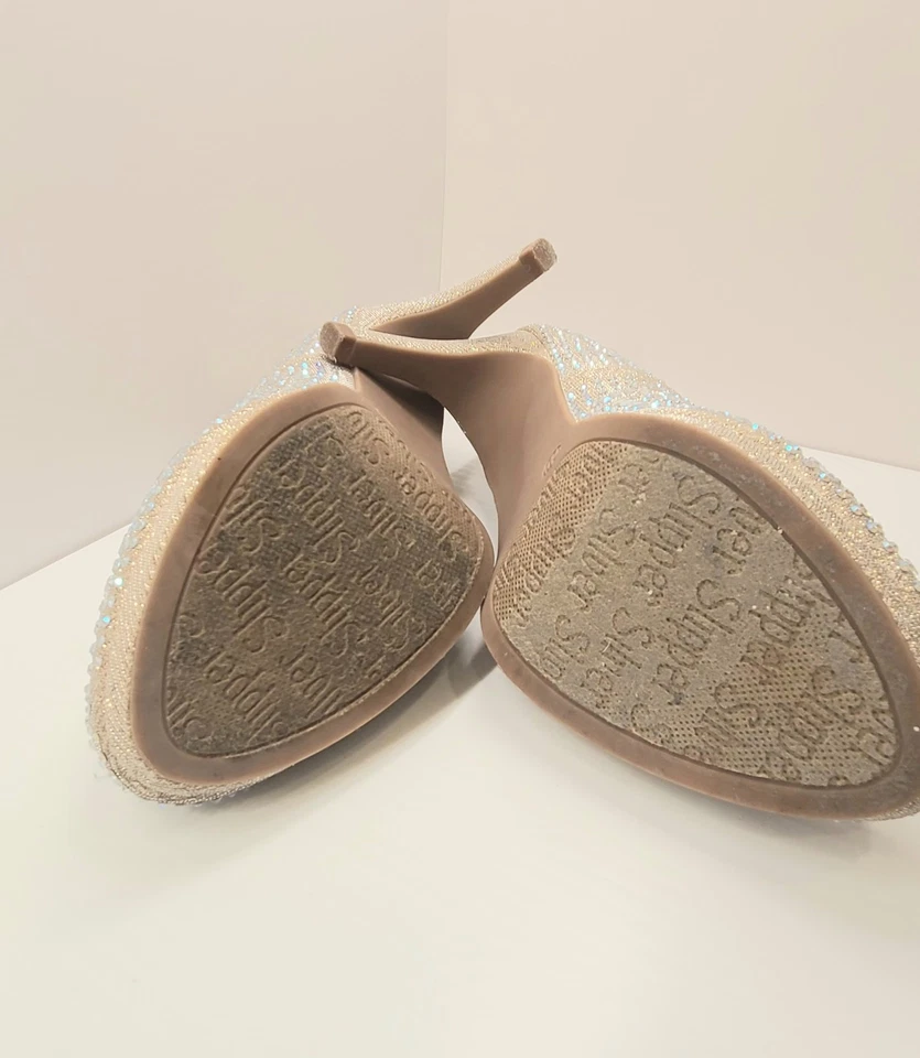 Women's Silver Slipper Sparkly Rhinestone Heel Closed Toe Pumps 7.5M Gold - Image 3 of 4