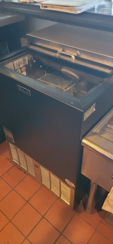PERLICK FR24 USED 24” GLASS FROSTER COMMERCIAL BAR EQUIPMENT