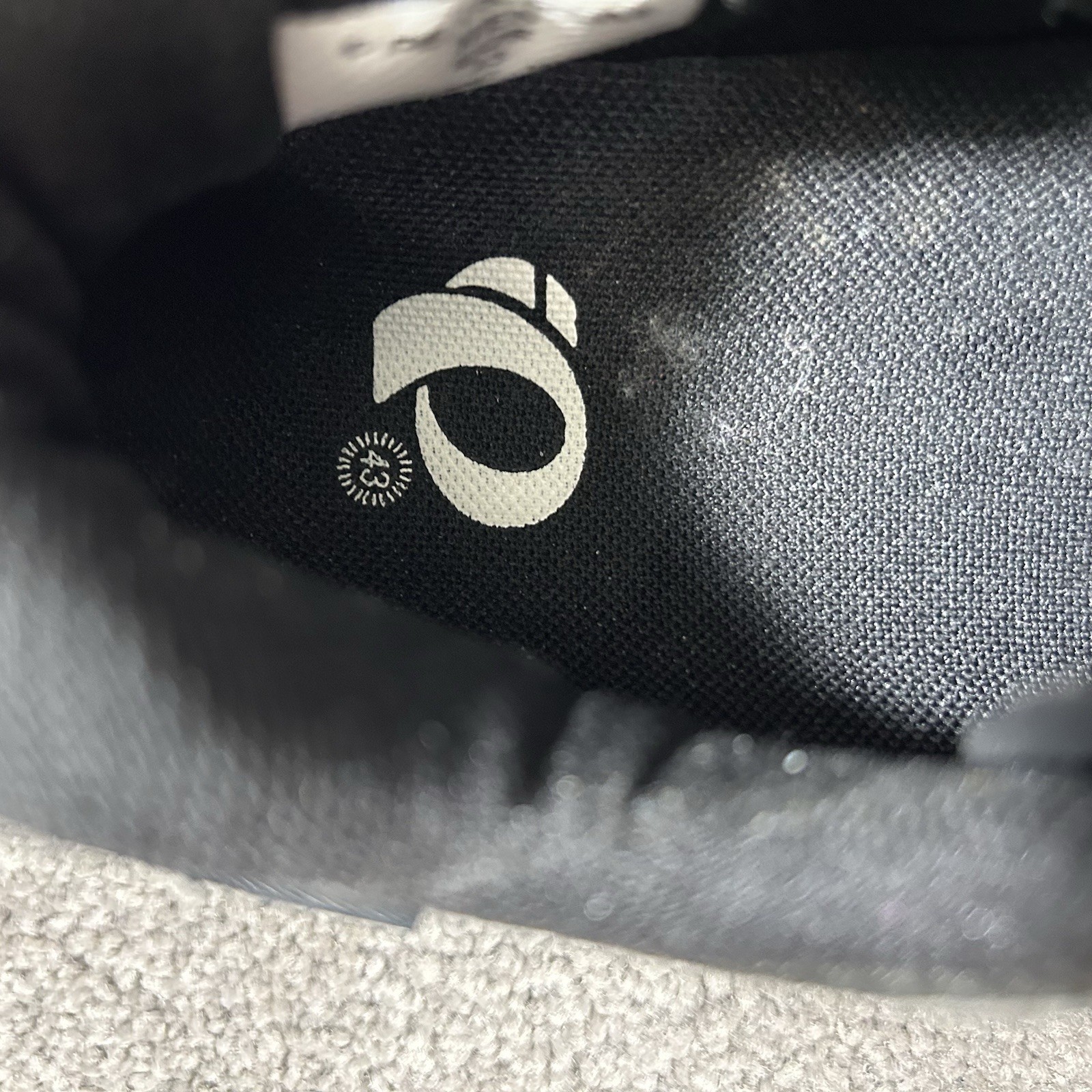 Pearl Izumi  X-ALP Summit BOA Mens Sz EU 43 US 10 Grey Black Cycling Shoes Used