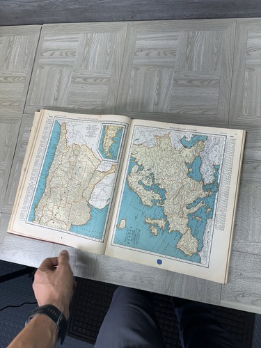 Vintage 1939 Collier’s World Atlas and Gazetteer Large Hardcover Book - Picture 12 of 20