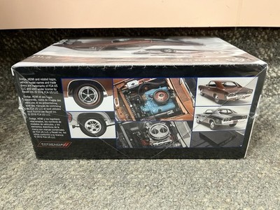 Revell Special Edition '68 Dodge Charger R/t 2 'n 1 Model Kit