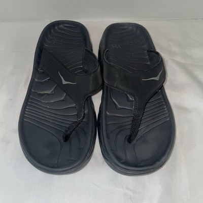 Hoka One One Ora Recovery Flip Flops Womens 8 Black Thong Sandals