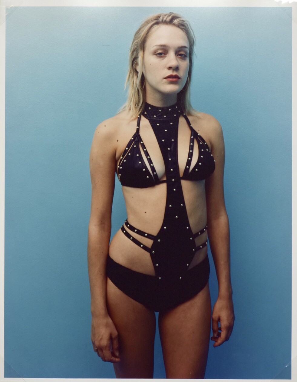 CLOË SEVIGNY NYC 1997 RETRATO EN LENCERÍA NEGRA (11X14) ESTAMPADO VINTAGE FIRMADO