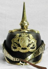 Elmetto tedesco Pickelhaube Hessen in pelle nera replica prussiana regalo fatto