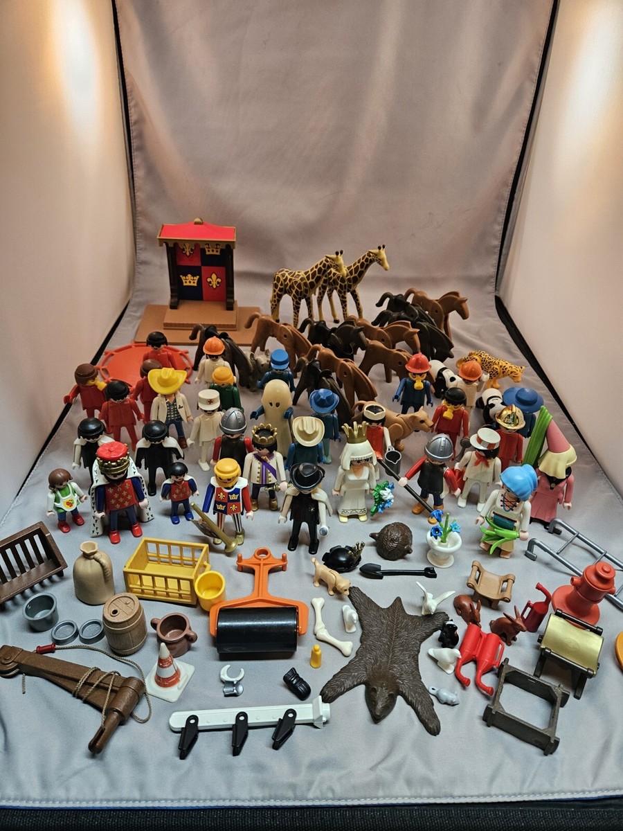 Lot of Vintage Playmobil Geobra Figures Animals Medieval