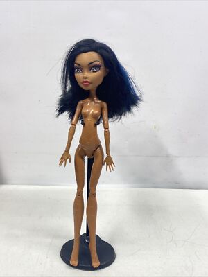 Monster High Rebecca Steam Daughter of Mad Scientist 2011 Robecca Steem