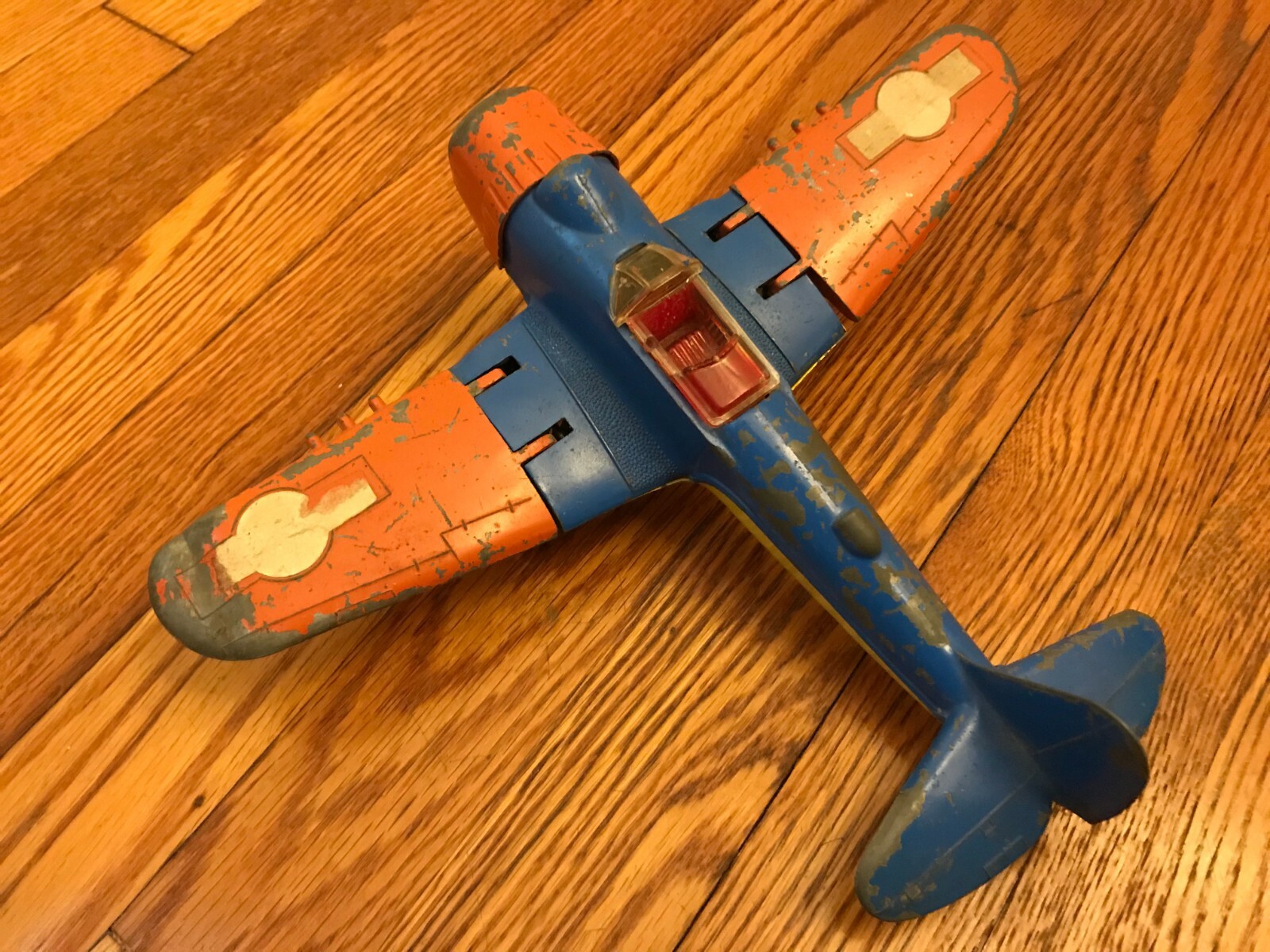 Hubley Kiddie Toy Airplane Lancaster Pa Made In USA 495 Fold Up Wings