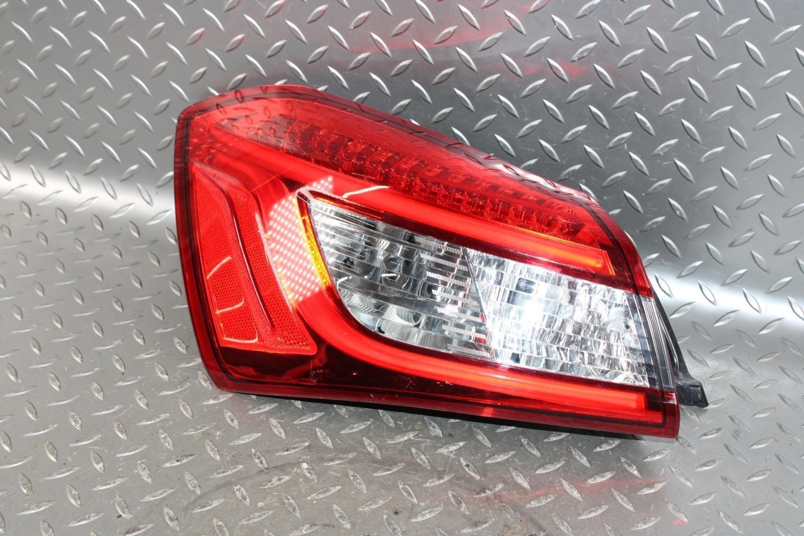 14-20 Ghibli Quarter Panel Driver Left LH Taillight Tail Light Lamp Factory OEM