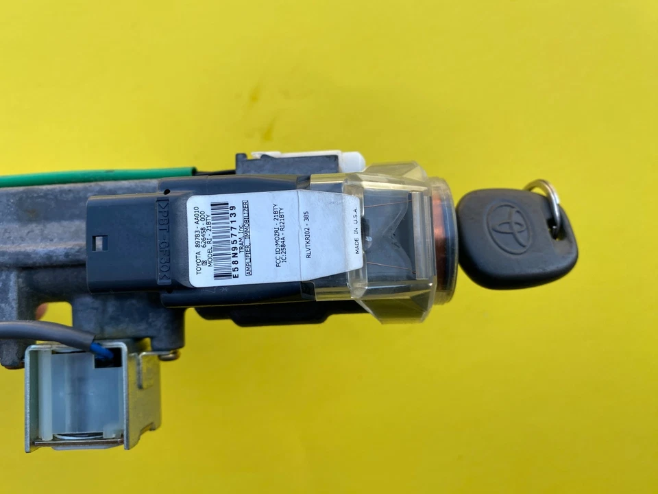 Toyota Avalon 2005-2010 interruptor de encendido bloqueo con llave e inmovilizador OEM 89783-AA010 Foto 4 de 4