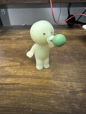 Smiski Sunday Series Collectible Figure Blowing Bubbles Genuine