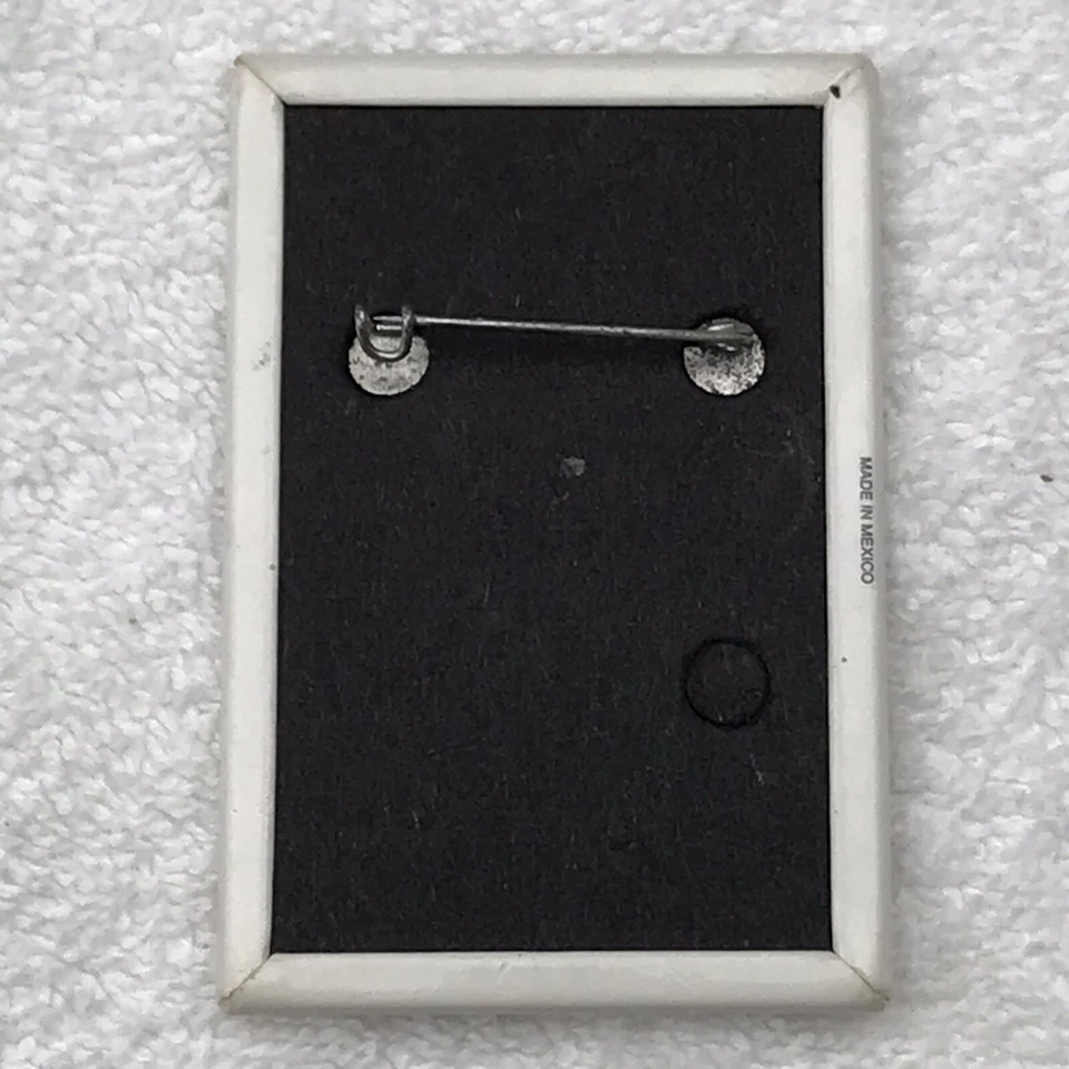 We Card Pin Vintage Pinback Button Under 18 No Tobacco Store Employee - Image 3 of 4