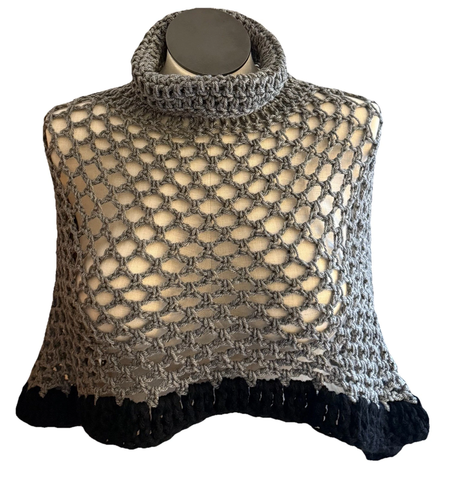 Crochet New Handmade Gray Black High Low Preppy Design Circular Women's Poncho