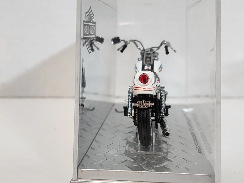 Harley Davidson model 1:24 1971 SUPERGLIDE DeAgostini/Altaya - Image 3 of 4