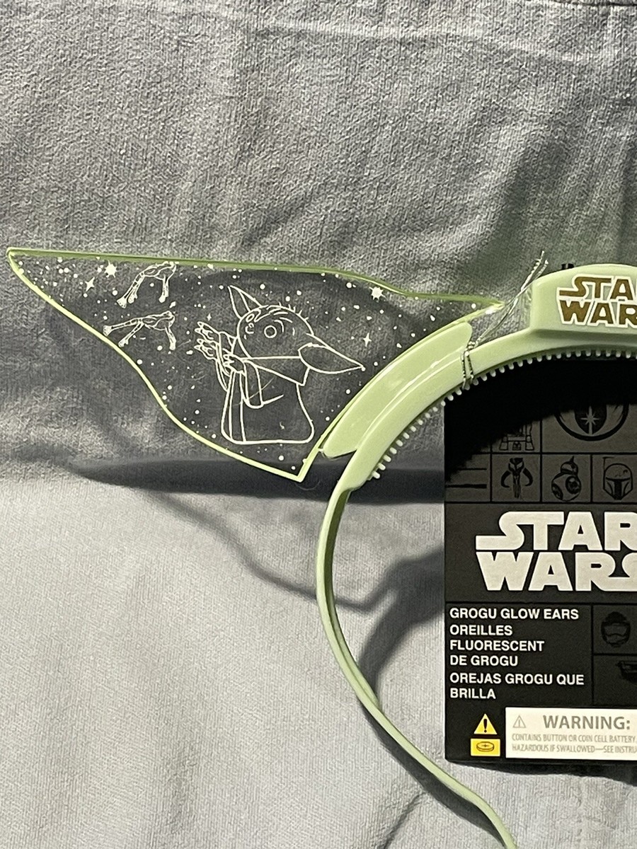 NEW Disney Parks Star Wars Mandalorian Grogu Baby Yoda Light
