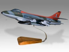 Hawker Hunter F. Mk. 1 RAF Desk Wood Airplane New Model Small Scale 1/48