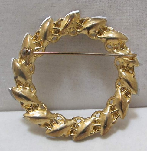 Blue & Beige Marquise Crystals Pave Rhinestones 2-3/8” Wreath Circle Brooch Pend - Picture 6 of 10