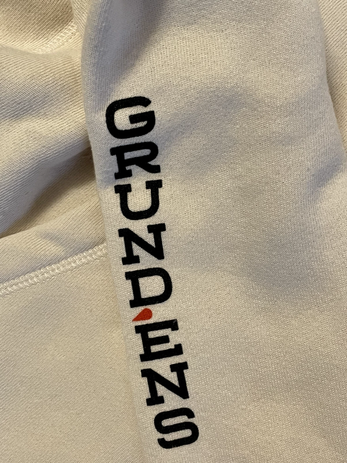 OFF WHITE Nuovo! Felpa con cappuccio Grundens x J Crew Natural Graphic $98. Made in USA