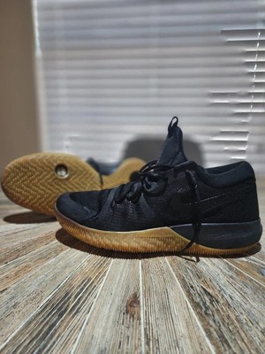 Nike Zoom Assersion  Basketball Shoe Size 12