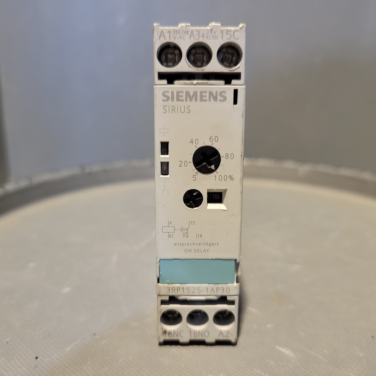 Siemens Timing Relay, 3RP1525-1AP30