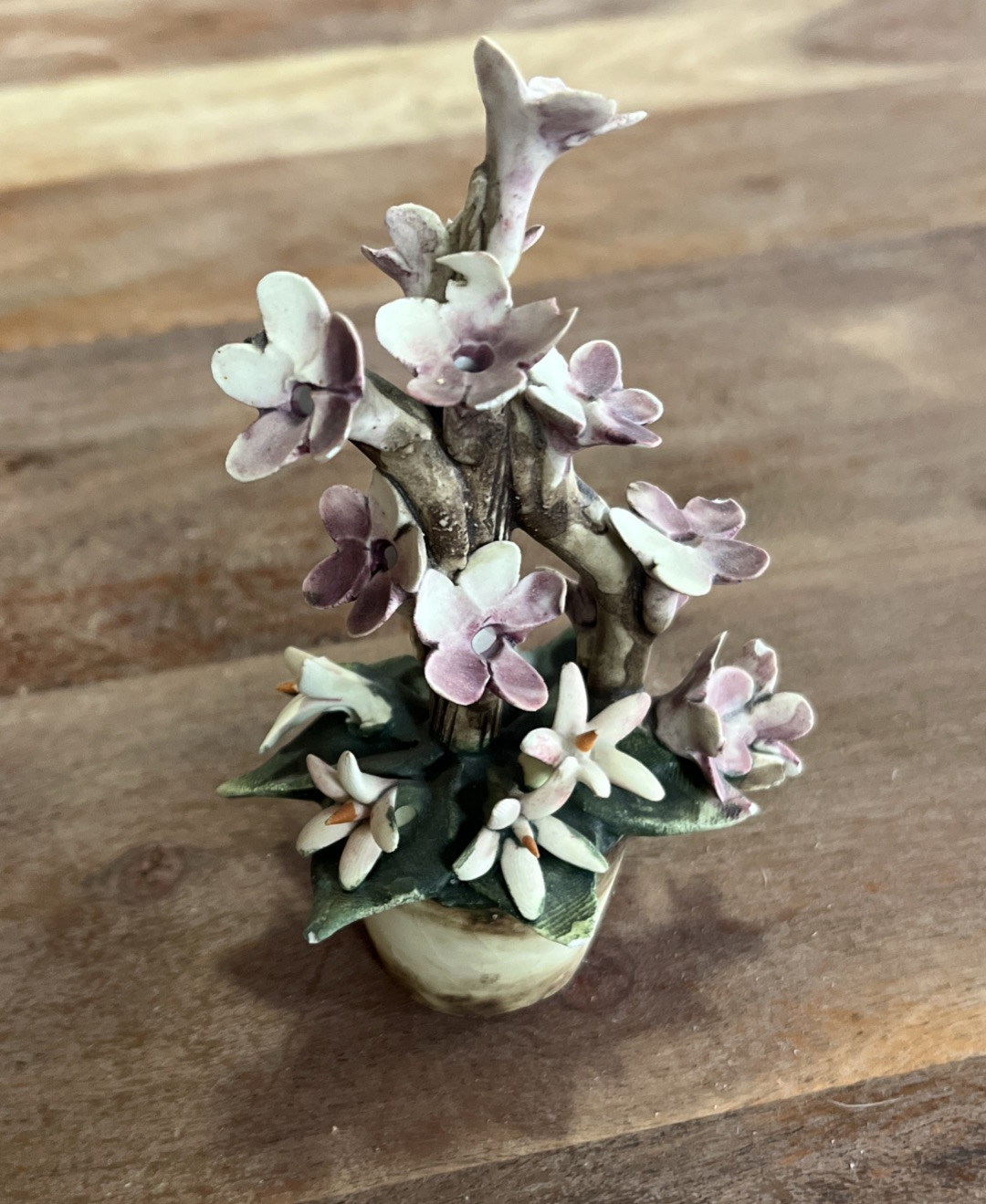 Visconti Mollica Capodimonte Flowers Purple Porcelain Italy