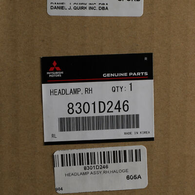 2017 - 2020 Mitsubishi Outlander Passenger RH Right Halogen OEM 