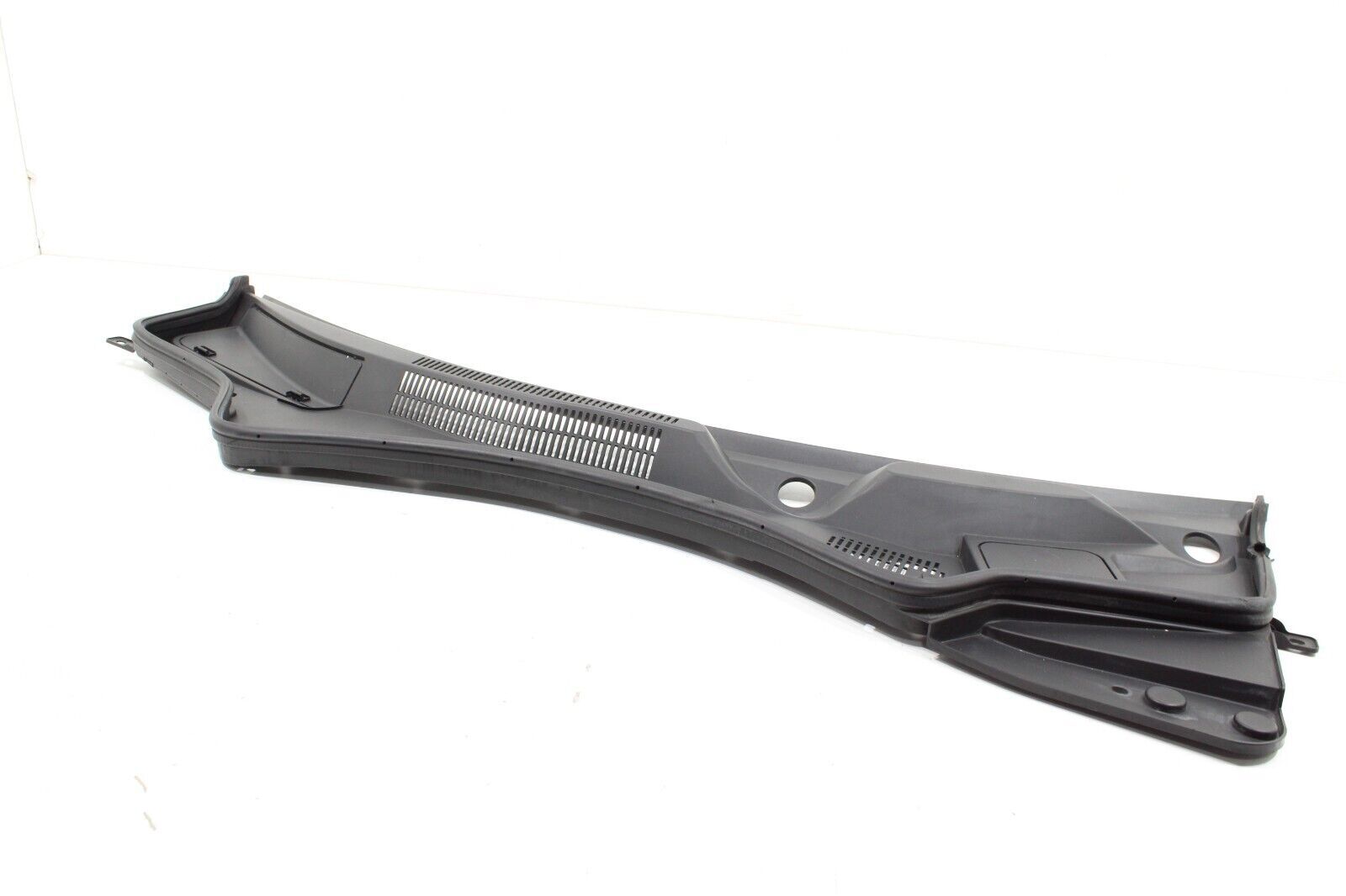 2014 - 2020 MASERATI GHIBLI WINDSHIELD WIPER COWL COVER PANEL GRILLE OEM