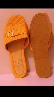 Good Shoes for Women's Various Color Available In Various Sizes 38/40/ 37/ 39/