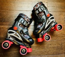 Roller Derby Brand Roller Skates. Boy's 12-2 . Red  Black, Skull  Crossbones.