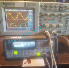 Agilent 33220A Function Arbitrary Waveform Generator 20 MHz TESTED AWG Ethernet