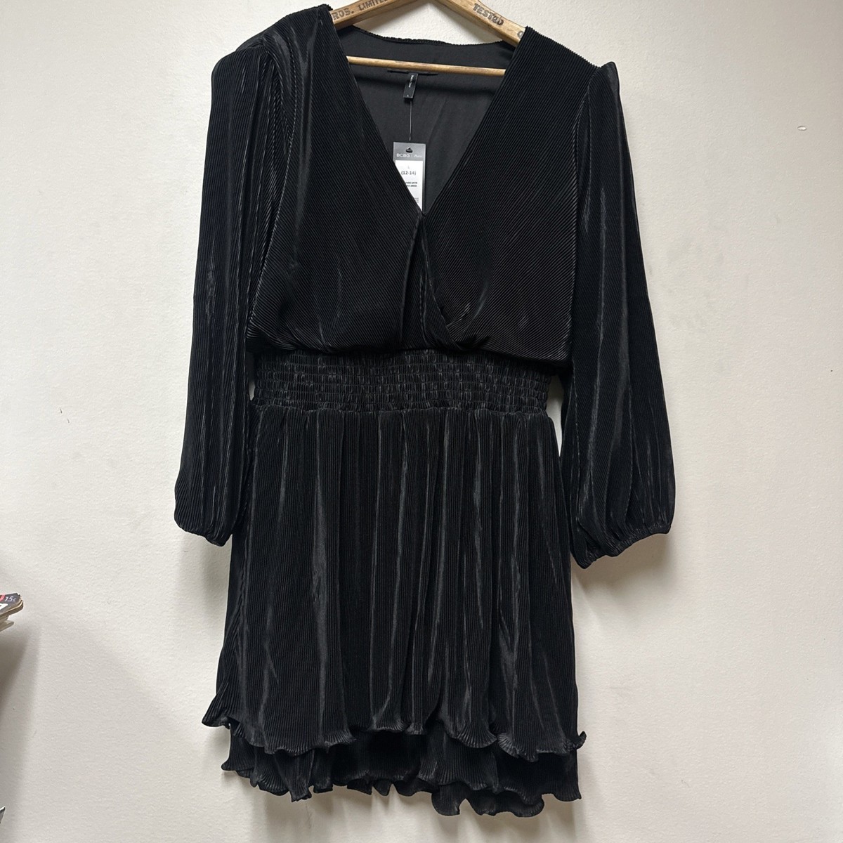 BCBG Womens Large L Satin Plisse Pleated Dress Long Sleeve New NWT | eBay BCBG Womens Large L Satin Plisse Pleated Dress Long Sleeve New NWT | eBay