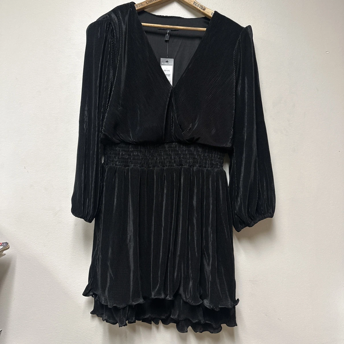 black long sleeve mesh dress BCBG Max Azria Black Tulle Ruffle Gown Dress Sz Sm – Wopsters Closet