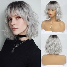 Pelucas de cabello sintético corto rizado ondulado bob con flequillo hechas a máquina disfraces diarios