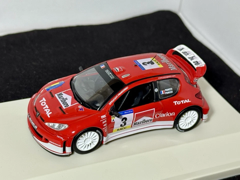 PEUGEOT 206 WRC #3 G.PANIZZI-H.PANIZZI 1st RALLY CATALUNYA 2003 TRANSKIT 1:43 - Immagine 2 di 4
