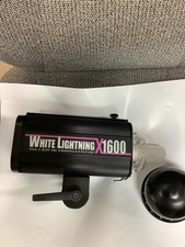 White Lightning X1600 Monolight Studio Flash by Paul C Buff Tested