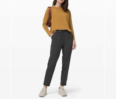 Lululemon Women s Keep Moving Pant Size 14 Graphite Gray W5DCFS Gorpcore Travel 
