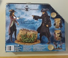 Preços baixos em Bonecos de ação Piratas do Caribe