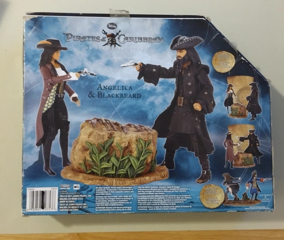 Piratas del Caribe Angélica Barbanegra en mareas extrañas paquete de 2 figuras de 7" Foto 2 de 4