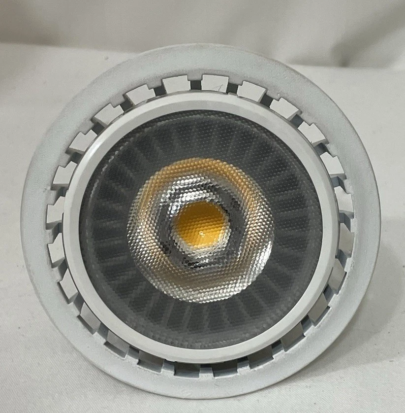 FIET Electric Flood Light Bulb 15W Narrow Floor LED Low Glare Par30/Ledge 5 - Image 3 of 4