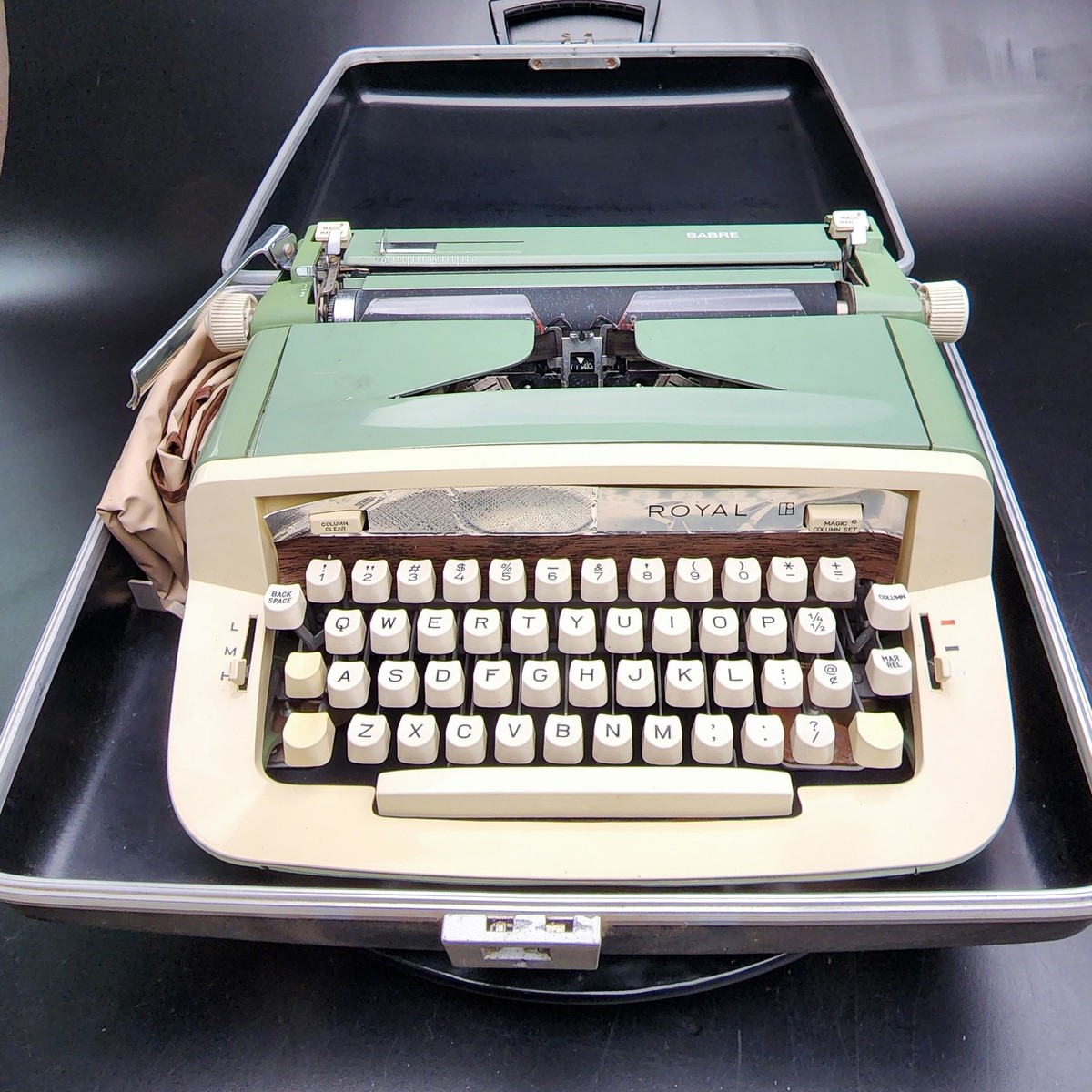 Royal Sabre Typewriter 1979 Portable Vintage Green MCM Retro w