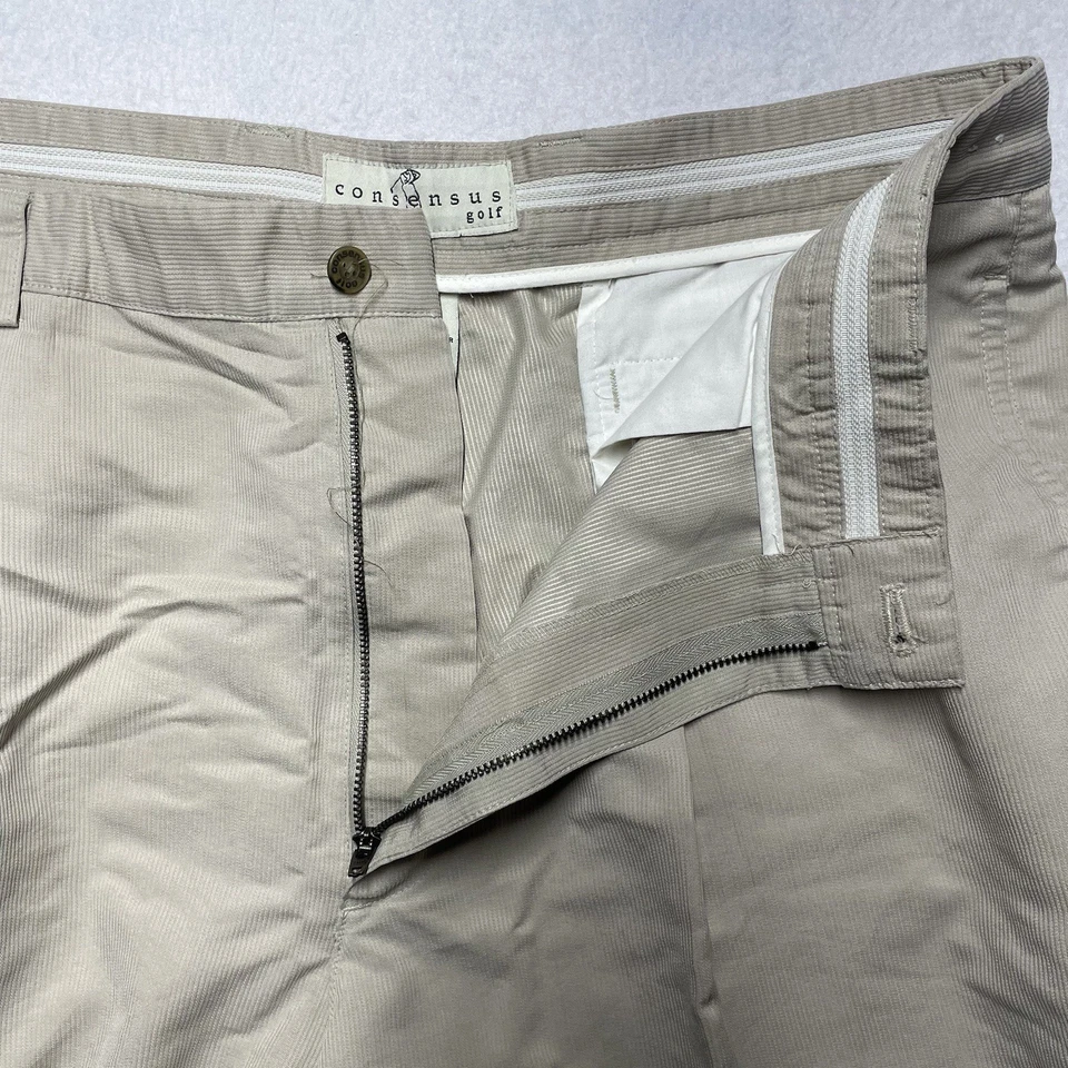 Consensus Golf Mens Size 36 Beige Khaki Golf Shorts Zip Up Button Closure - Image 4 of 4