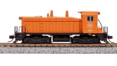 Broadway Limited 7514 N DT&I EMD SW7 Orange Cab Monogram Diesel Locomotive #920 - Picture 5 of 5