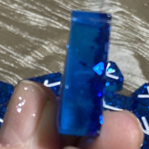 Piedras rúnicas de resina brillante translúcida azul, futhark anciano, pagano, juego de 27 - Imagen 3 de 10