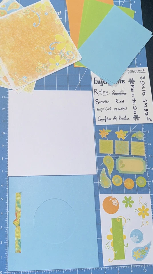 KIT ÁLBUM PAPEL RECUERDOS CREATIVOS 2008 - Summer Fun Foto 3 de 4