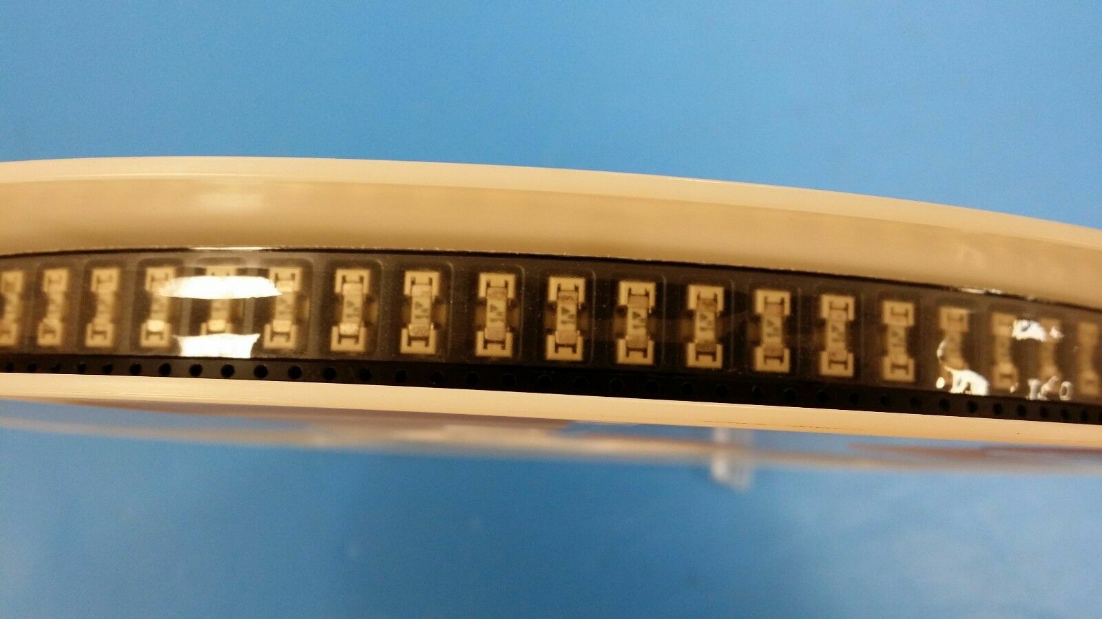 はて 10 PCS) 0154002.DR R154002 LITTELFUSE FUSE BOARD MOUNT 2A 125VAC