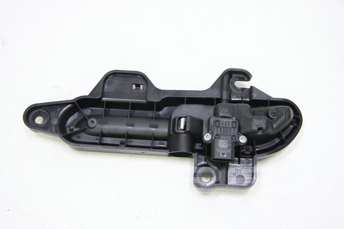 Tesla Model 3 2017-2022 OEM Right Exterior Door Handle REV 01 1081832-00-H - Picture 5 of 6